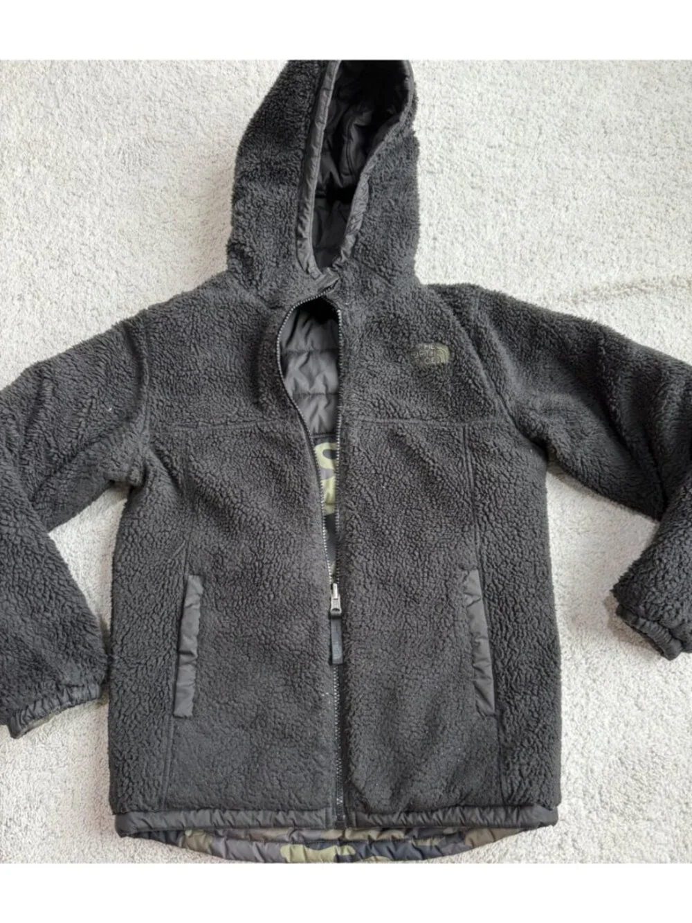 North Face Coat Boys Size Medium 10/12 Fleece Lined Hooded Camo Puffer